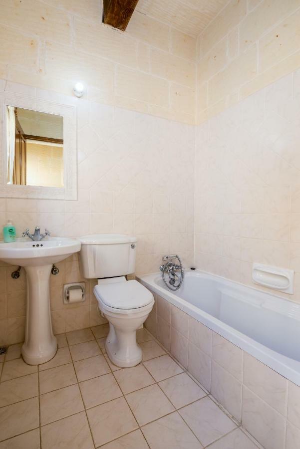 Sunset - Holiday Farmhouse With Large Private Pool In Island Of Gozo Nadur Luaran gambar